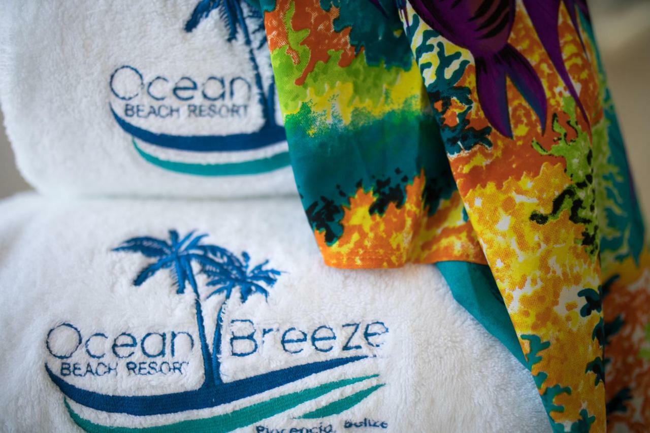 فندق Placenciaفي  Ocean Breeze المظهر الخارجي الصورة